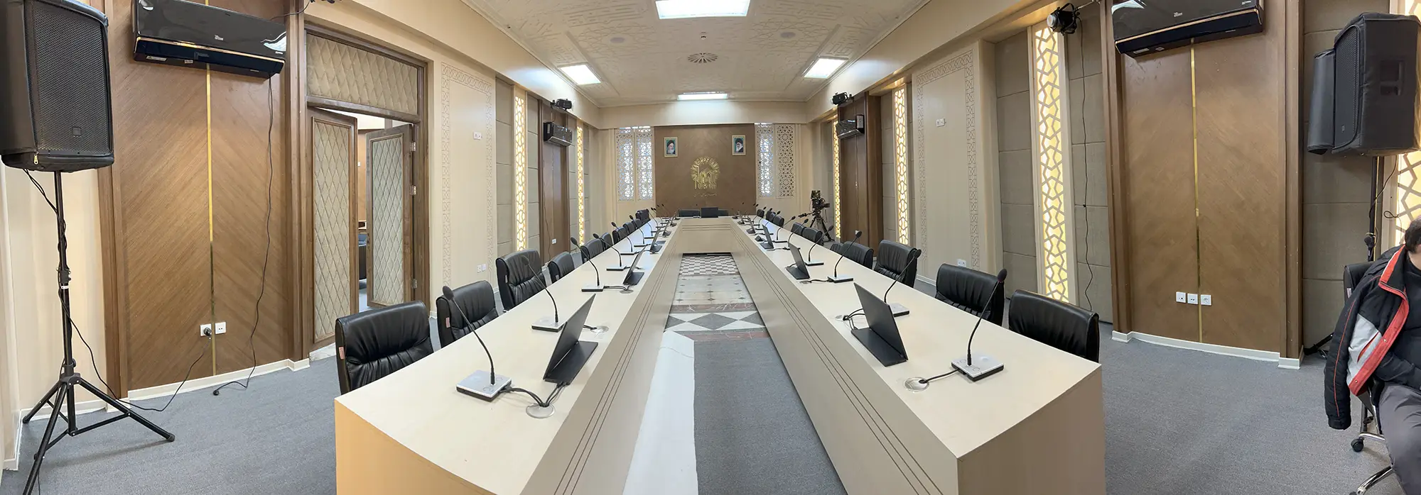 سالن کنفرانس تالار قدس حرم بهمن 1403