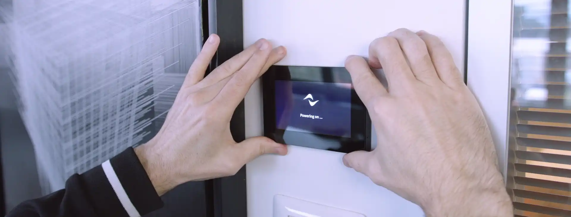 پنل لمسی WM Touch از برند Powersoft، یک کنترل از راه دور هوشمند