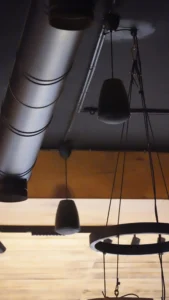 اسپیکر کافه مووی اند مور (2)